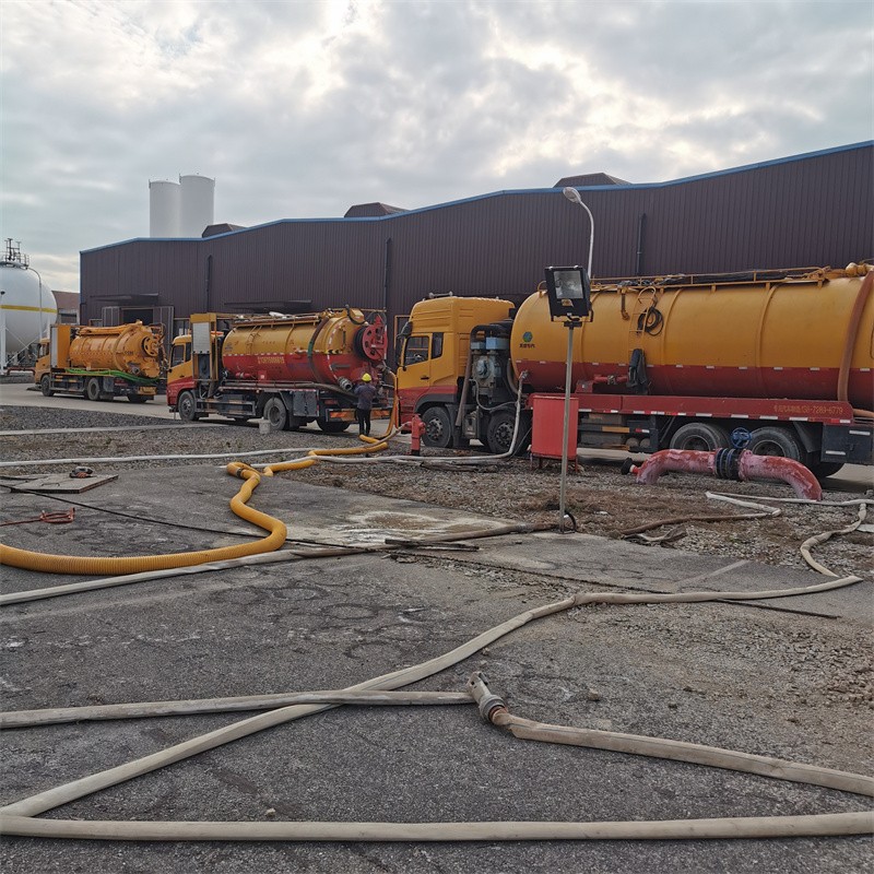 淅川污水池清理