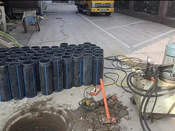 淅川PE置换管厂家 DN315置换管 非开挖管短管置换